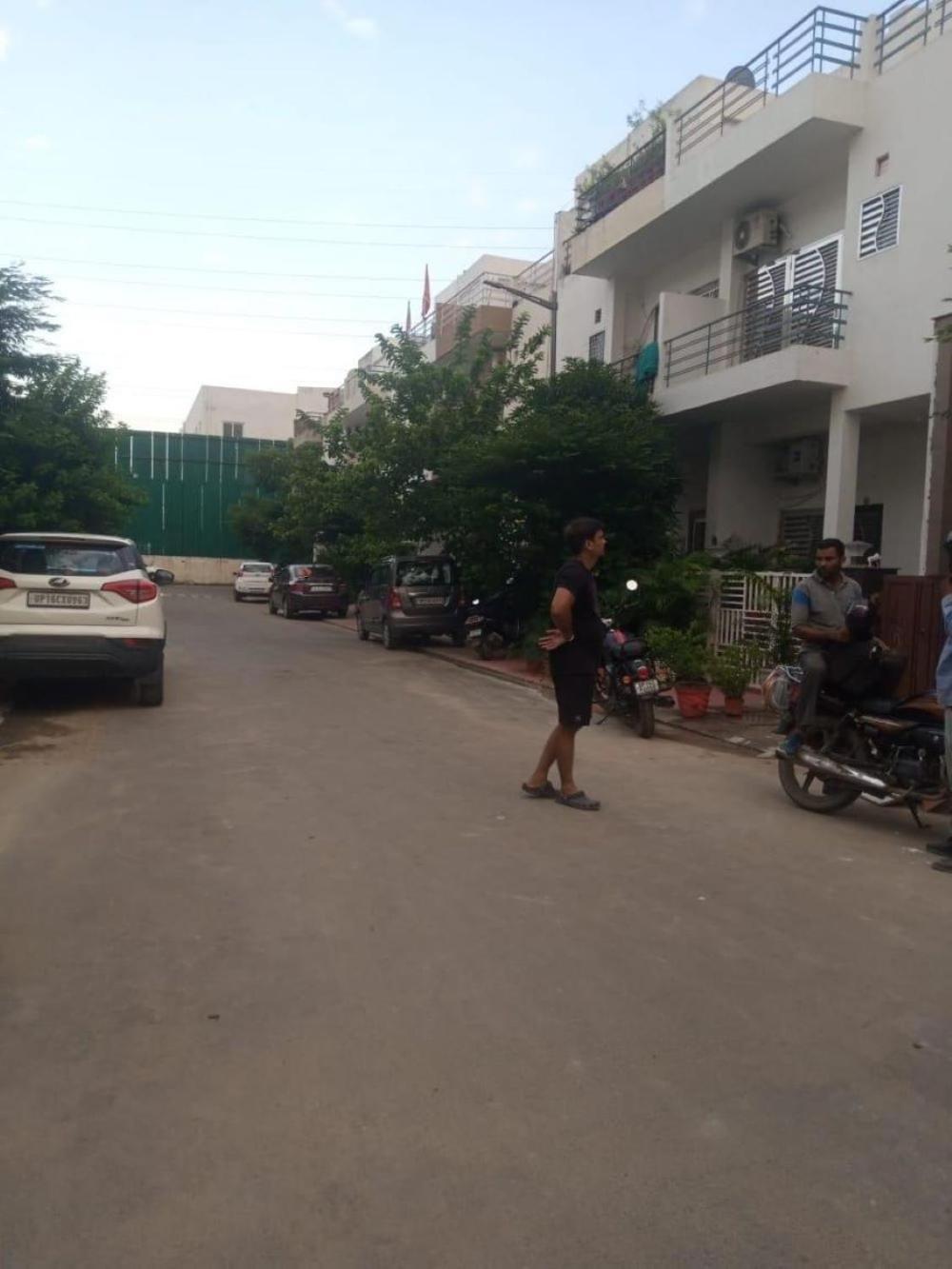 Paramount Golf Foreste Greater Noida Luaran gambar